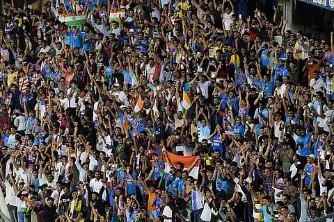 Crowd gatherd at Wankhede Stadium for felicitation of Team India